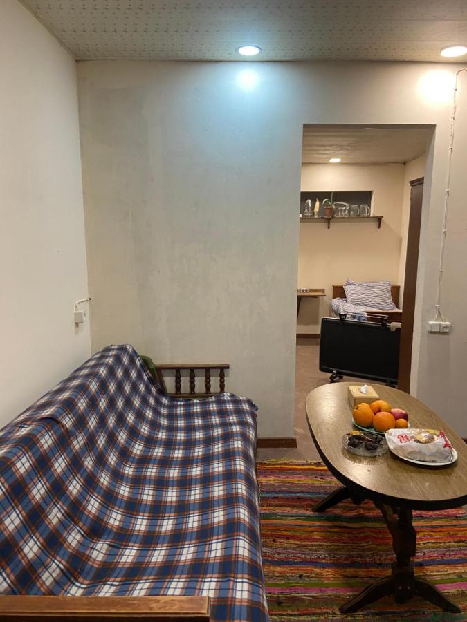 Hotel Vahe'S Corner House à Erévan Extérieur photo
